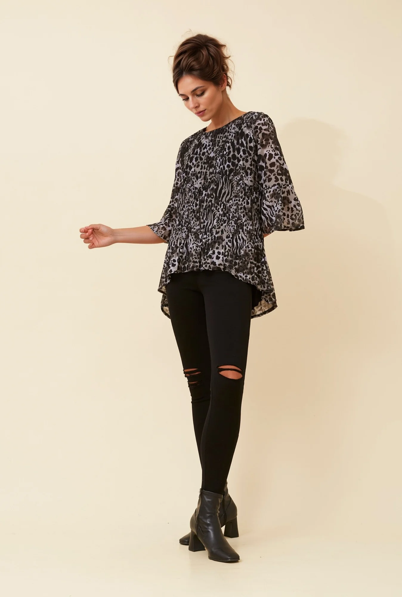 NANCY PLEATED ANIMAL PRINT TOP