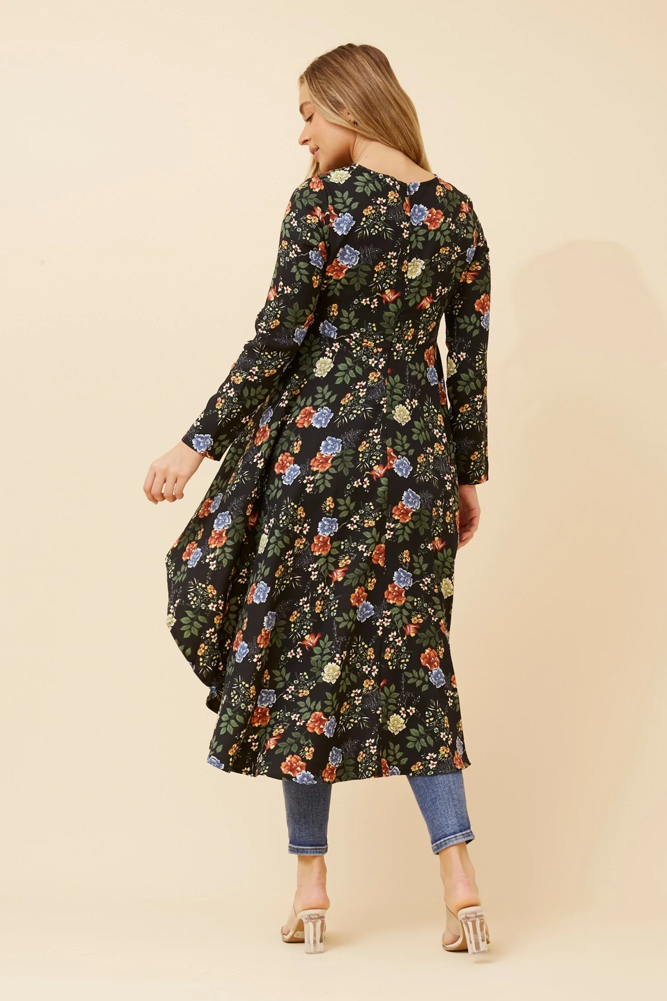 FLORAL HI-LOW HEM TOP