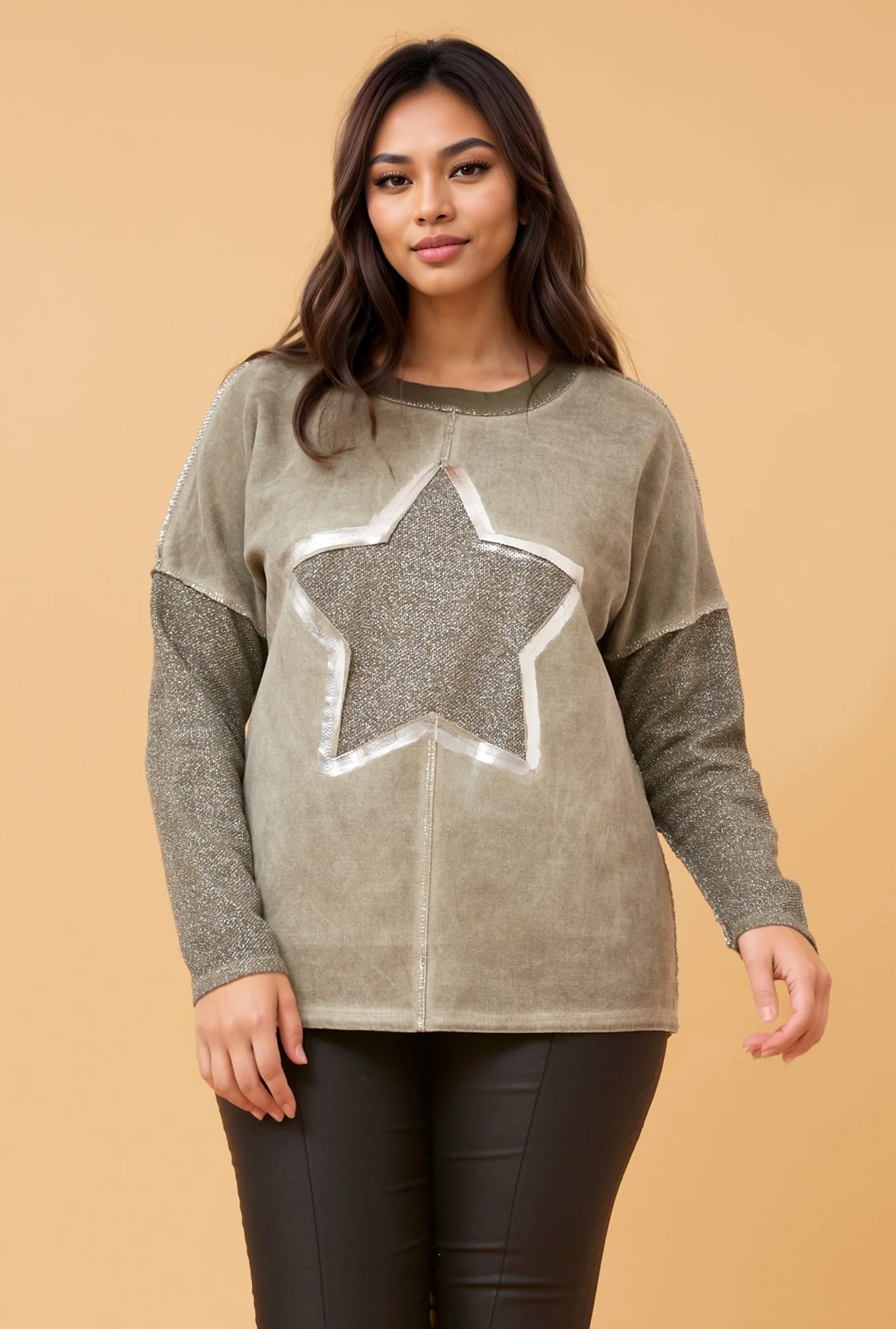 TIVOLI GLITTER STAR PATTERN TOP