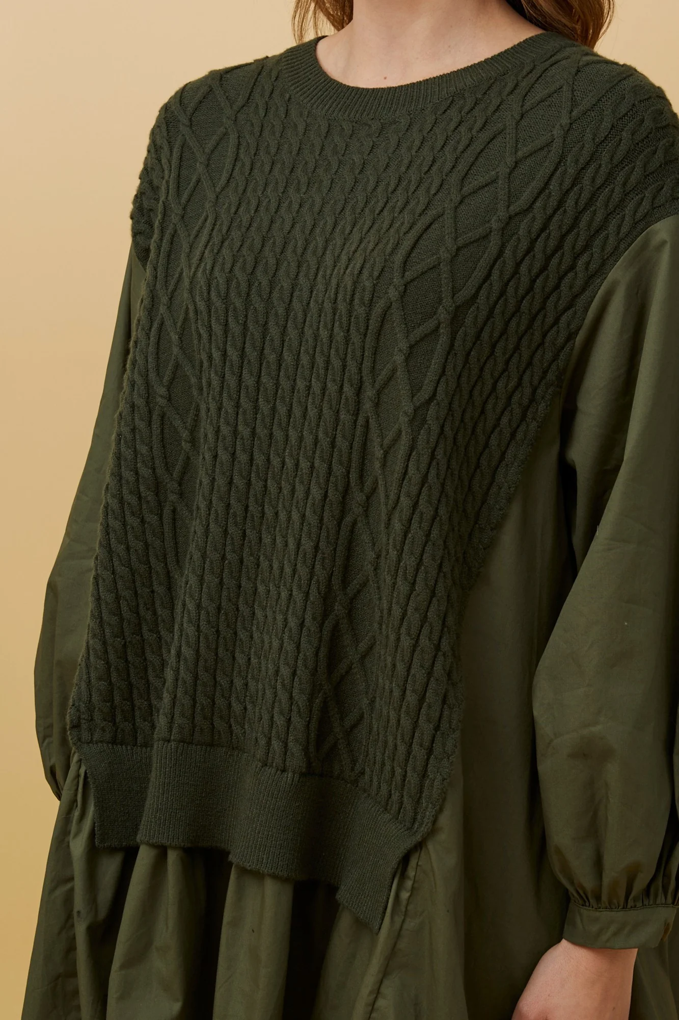 STACE DOUBLE LAYER CABLE KNIT JUMPEER