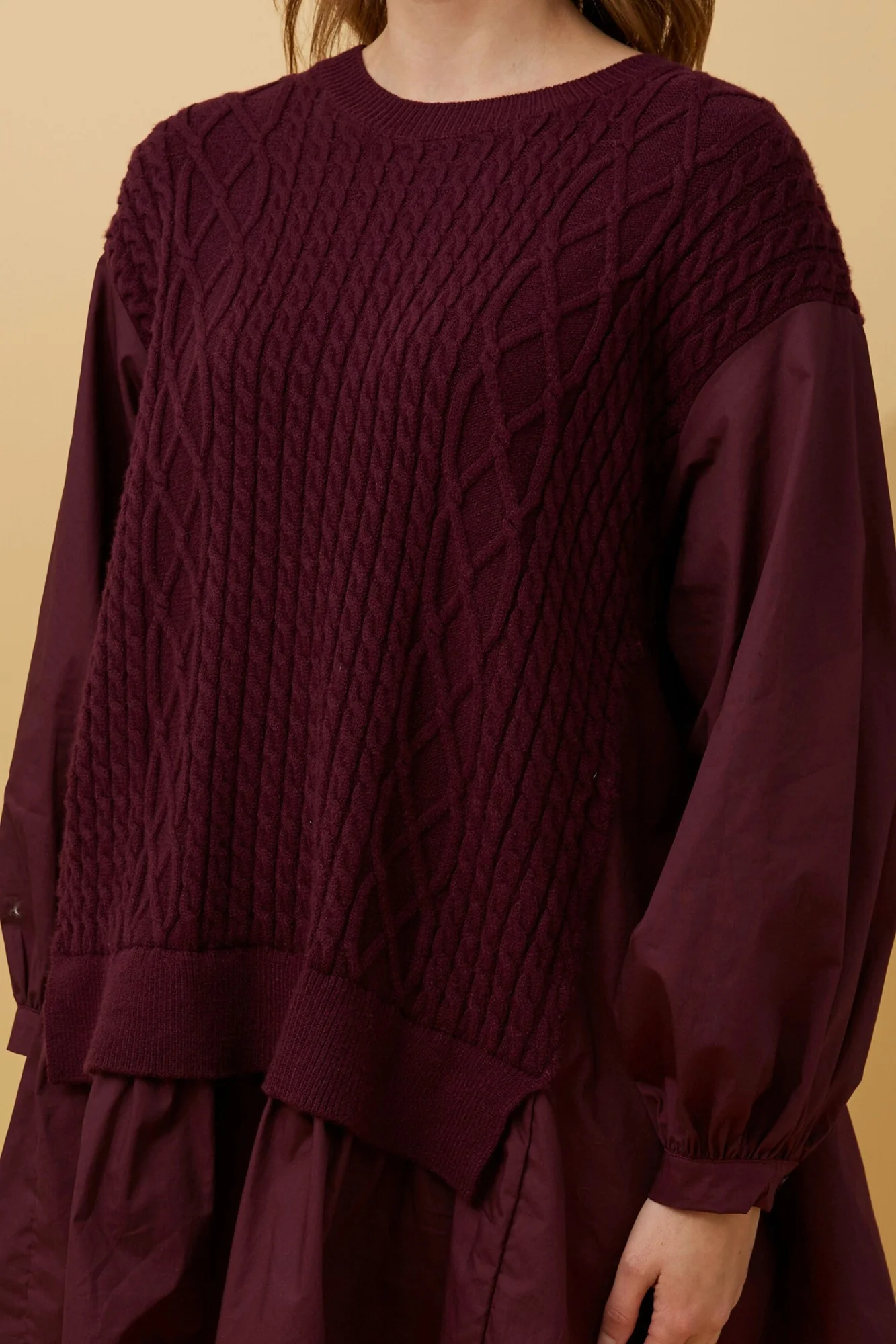 STACE DOUBLE LAYER CABLE KNIT JUMPEER