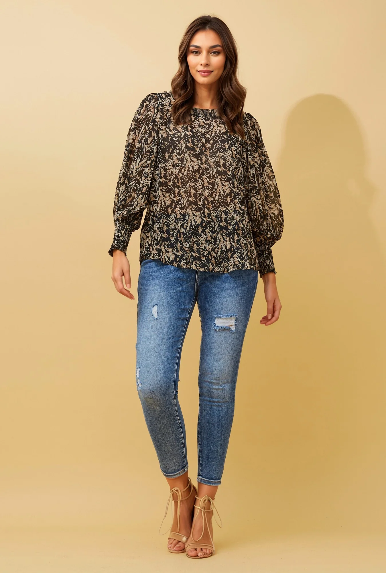 CLASSIC BALLOON SLEEVE TOP
