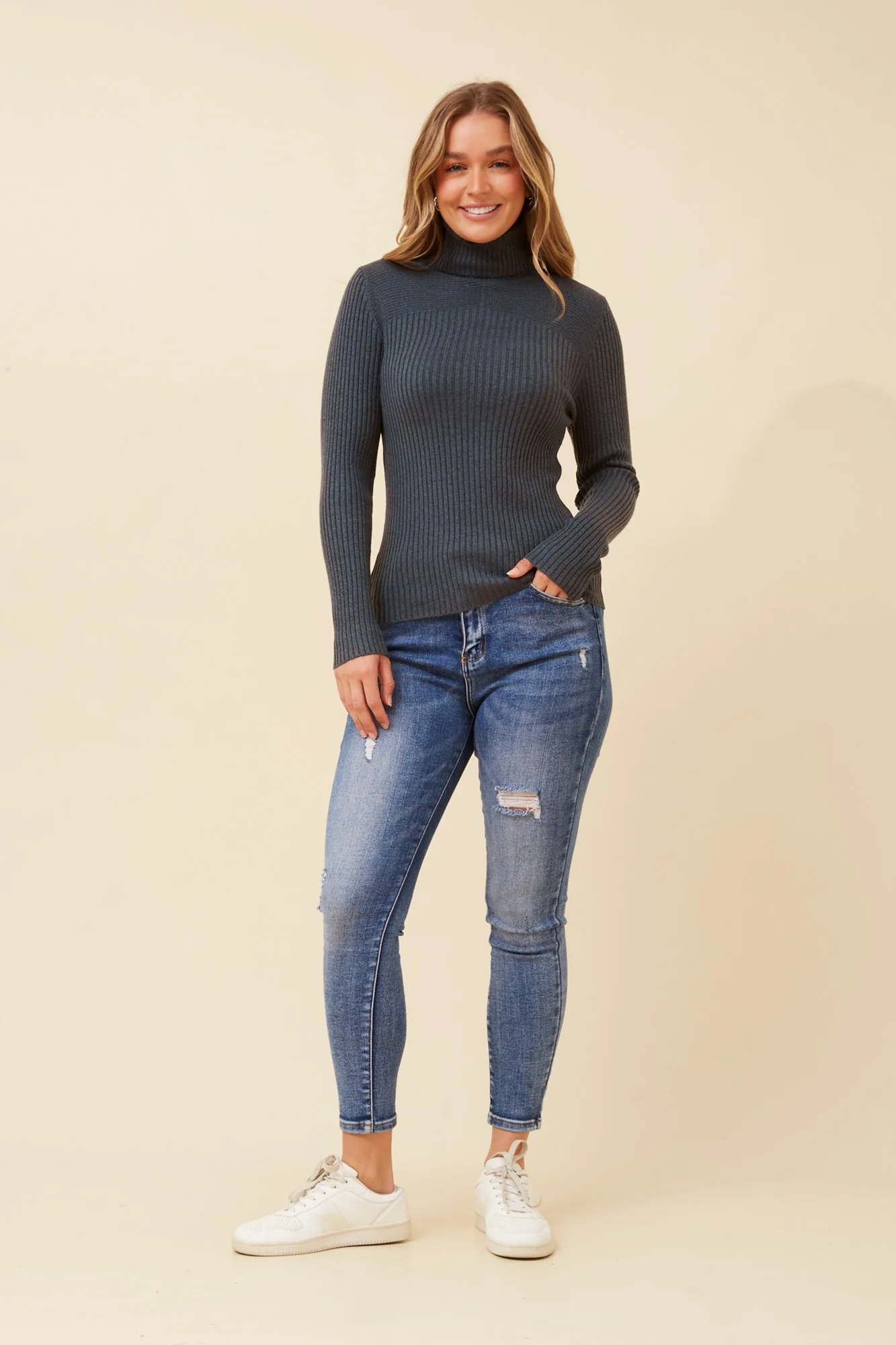 SOLID KNIT SKIVVY