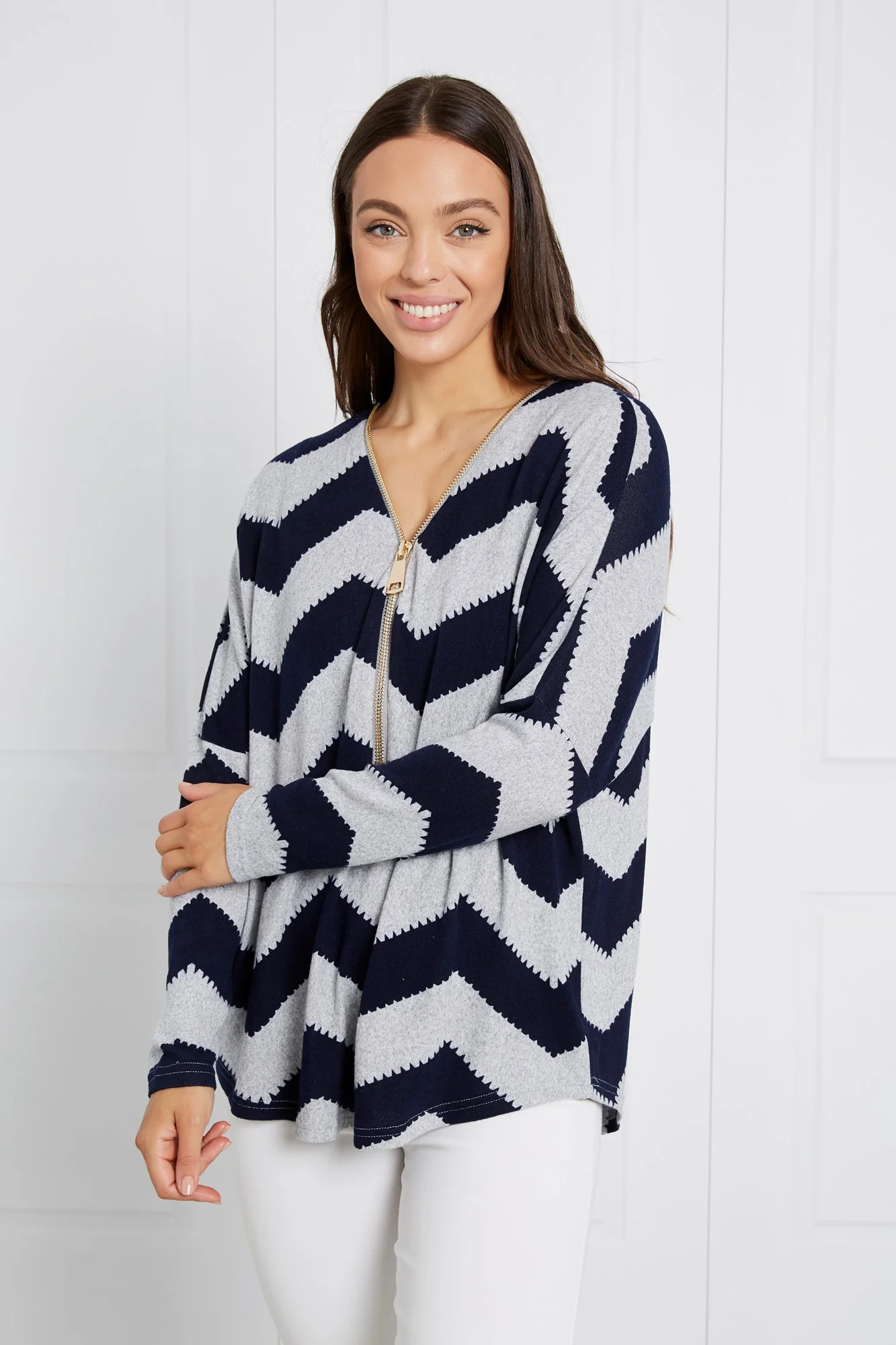 SUVI CHEVRON PRINT TOP