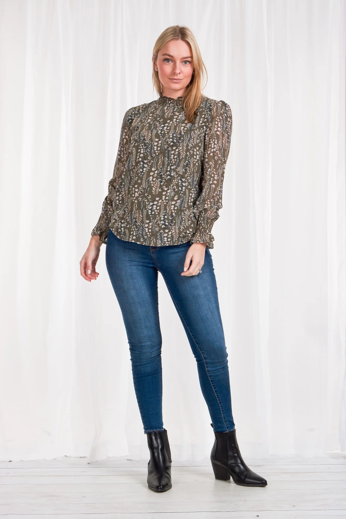 DIANA ABSTRACT PRINT BLOUSE