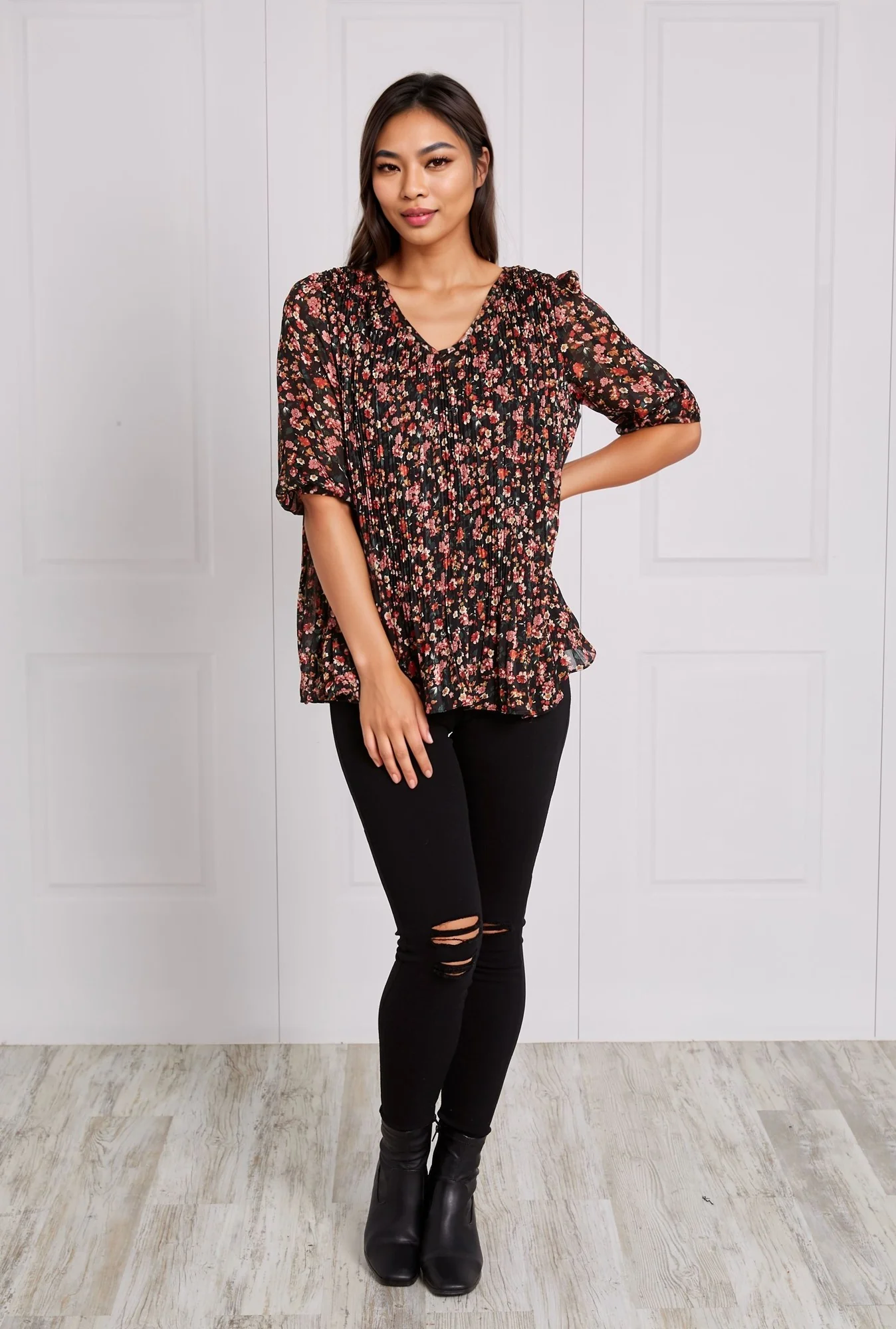 POSIE FLORAL PLEATED TOP