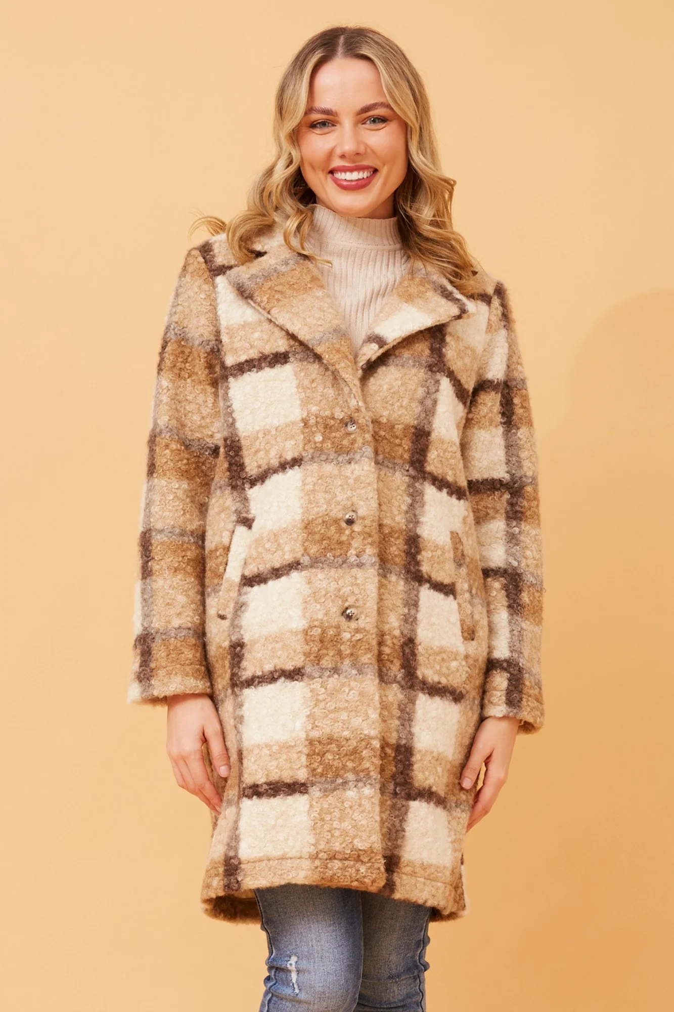 ALASKA CHECK TEDDY FUR COAT