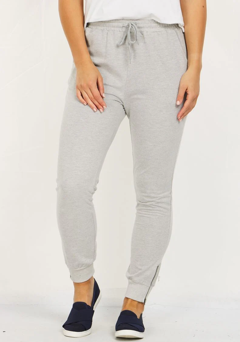 TRACK PANTS