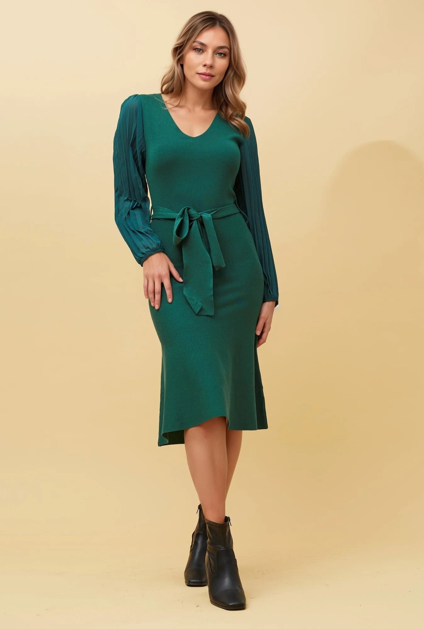 MYRTLE PLEATED SLEEVE KNIT DRESS